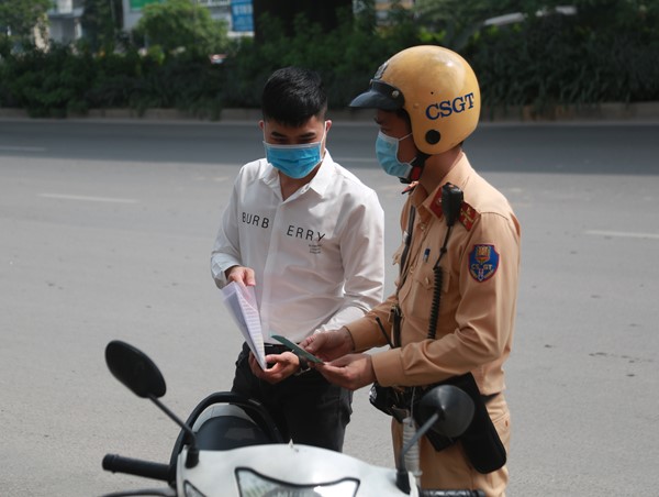 Hà Nội: 662 trường hợp vi phạm Luật Giao thông đường bộ bị xử phạt