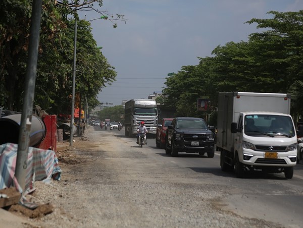 Chấn chỉnh công tác thi công đường Lê Trọng Tấn