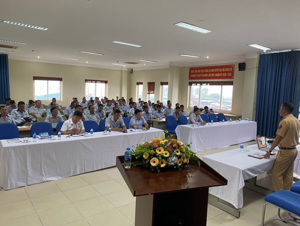 Transerco tập huấn luật giao thông cho hơn 2.000 lái xe buýt