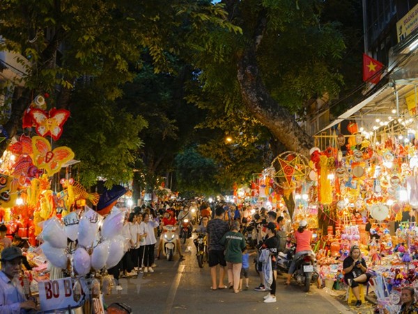 Hà Nội: Cấm nhiều tuyến đường phục vụ Lễ hội Trung thu