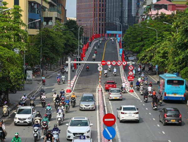 Từ 23/9 đến 31/3/2023: Thí điểm tổ chức giao thông nút giao Chùa Bộc - Học Viện Ngân hàng