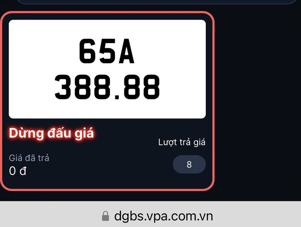 Phiên đấu giá biển số xe bị dừng đột ngột