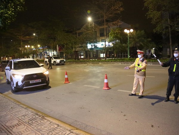 Xử lý 748 trường hợp vi phạm Luật Giao thông đường bộ