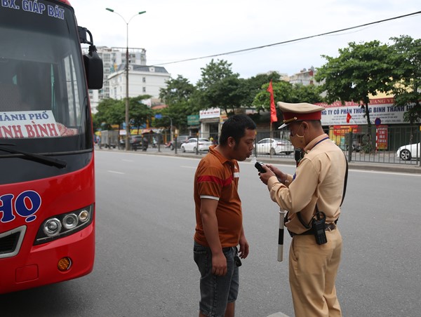 Cao điểm xây dựng văn hóa giao thông “Không lái xe sau khi uống rượu, bia”  