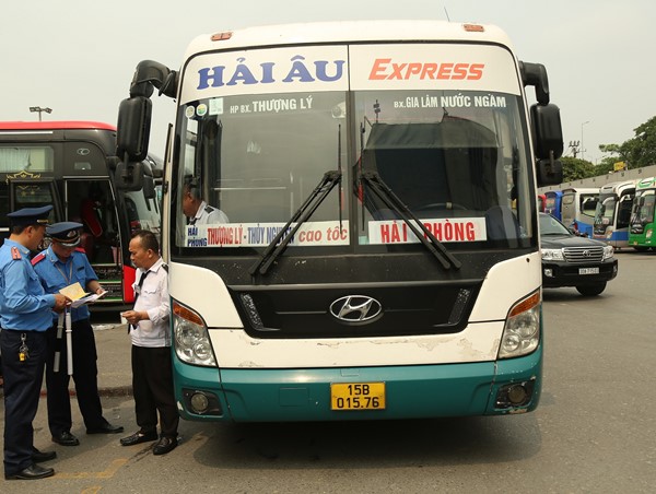 Hà Nội: Kiểm tra toàn bộ xe khách trước khi xuất bến dịp nghỉ lễ 30/4