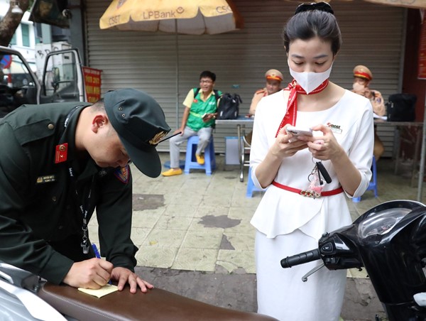 Hai tuần ra quân, 5 tổ công tác đặc biệt phạt gần 1.500 trường hợp vi phạm giao thông