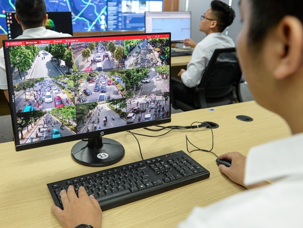 Giao thông thuận lợi tại 2 nút giao ngày đầu áp dụng hệ thống GTTM 