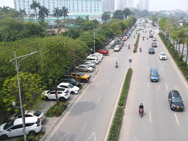 Hà Nội: Tạm dừng trông giữ xe dưới lòng đường 2 tuyến phố phục vụ Quốc tang 