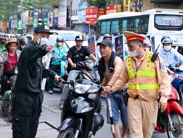 Hà Nội: Tổ công tác đặc biệt xử lý hơn 4 ngàn trường hợp vi phạm giao thông
