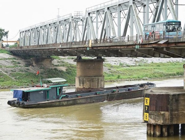 Điều chỉnh lộ trình 7 tuyến xe buýt đi qua cầu Đuống