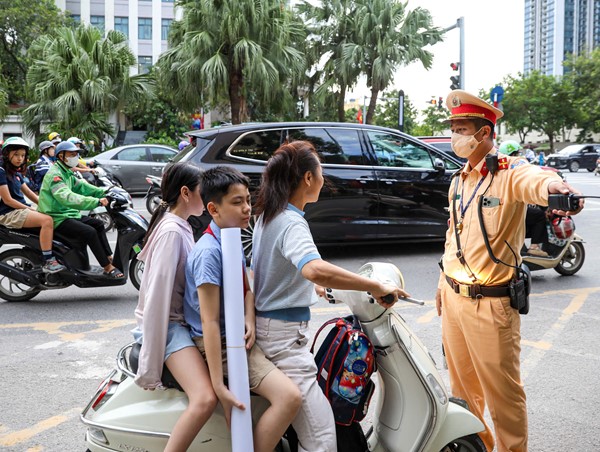 Duy trì xử phạt học sinh vi phạm luật giao thông đến hết năm học