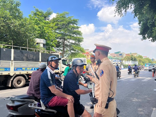 10 tổ công tác đặc biệt của CSGT Hà Nội đạt được nhiều mục tiêu lớn