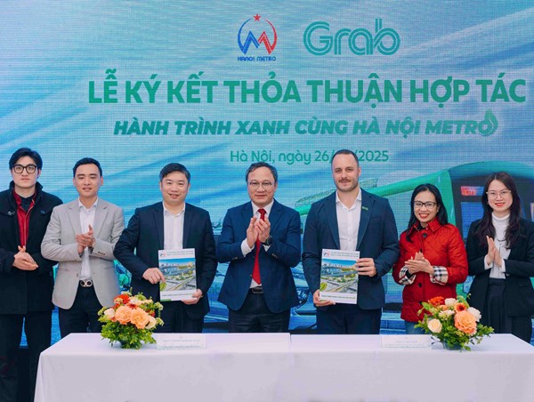 Hà Nội Metro hợp tác với xe công nghệ hướng tới hệ thống giao thông hiện đại