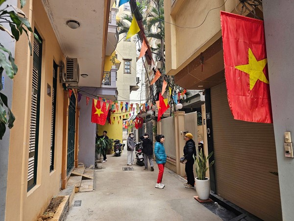 Tạm di dời 11 nhà dân tại phố Giang Văn Minh