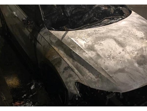 Xe sang cháy rụi tại Quảng Ninh chưa rõ nguyên nhân