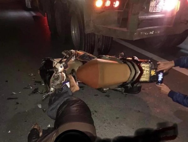 Hải Phòng: Va chạm với xe container người đàn ông tử vong