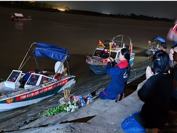 Vụ 4 người đuối nước mất tích ở Nam Định: Đã tìm thấy 1 nạn nhân