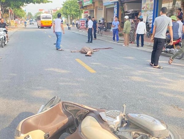 Hải Dương: Người phụ nữ 24 tuổi tử vong sau va chạm với xe ô tô