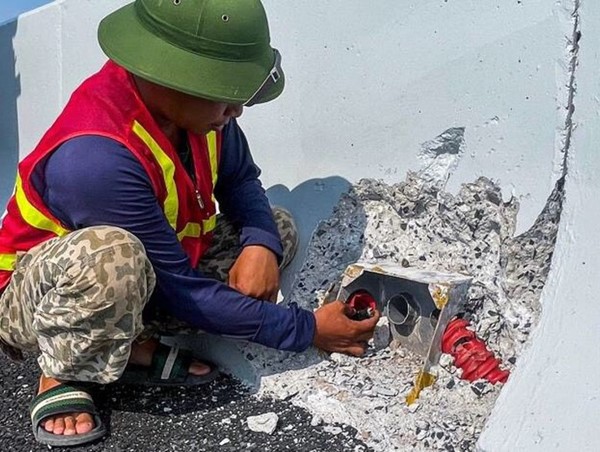 Quảng Ninh: 3.000m cáp ngầm trên cao tốc Vân Đồn - Móng Cái bị lấy cắp