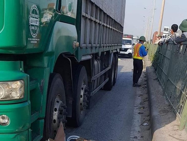 Hải Dương: Tai nạn liên hoàn, 1 người tử vong tại hiện trường