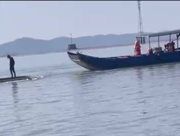 Cứu thành công ngư dân gặp nạn trên vùng biển biên giới