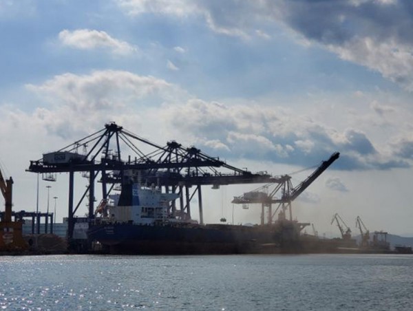 Quảng Ninh: Một công nhân tử vong do gẫy trụ cẩu