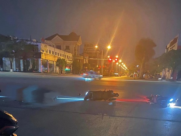 Hải Phòng: Tai nạn giữa 2 xe máy, 1 người phụ nữ tử vong tại chỗ