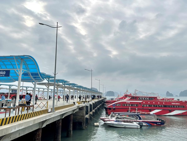 Bến cảng cao cấp Ao Tiên chính thức đi vào hoạt động