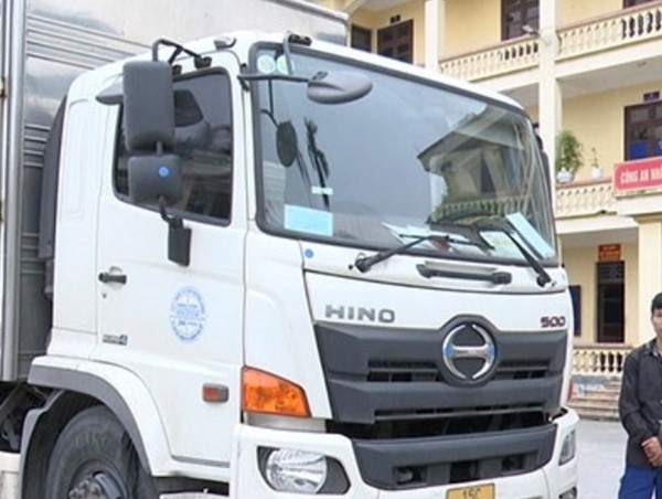 Hải Dương: Phát hiện tài xế sử dụng giấy phép lái xe giả chạy quá tốc độ