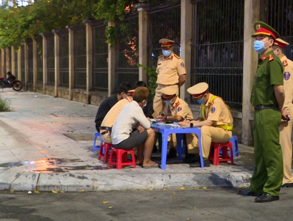 Quảng Ninh: Cần nâng cao ý thức chấp hành luật giao thông