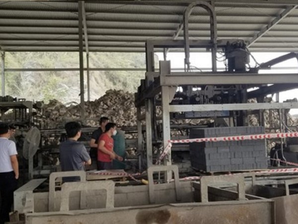 Hải Phòng: Nam công nhân tử vong tại xưởng sản xuất gạch