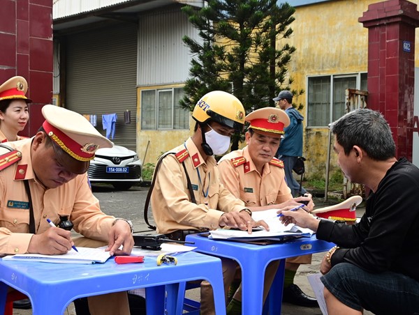Hải Phòng: Xử lý nghiêm các trường hợp vi phạm giao thông