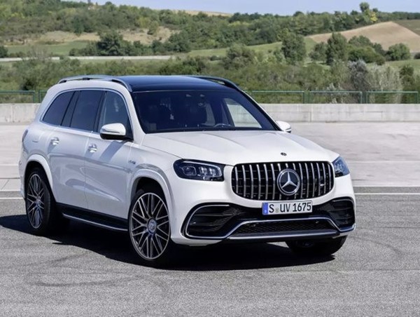 Hải Phòng: Sau xe siêu sang Rolls – Royce Cullinan lại đến Mercedes Benz bị bỏ quên tại cảng