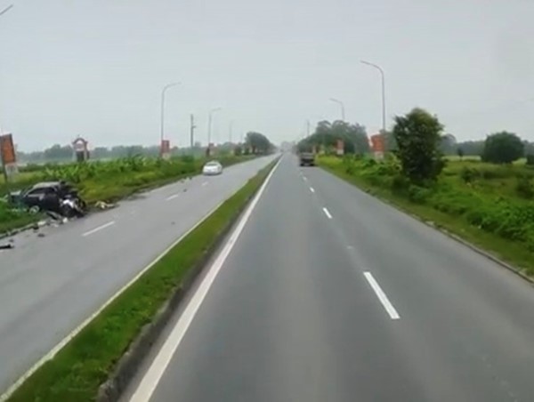 Hà Nam: Một vụ tai nạn nghiêm trọng khiến 1 cán bộ CSGT tử vong thương tâm