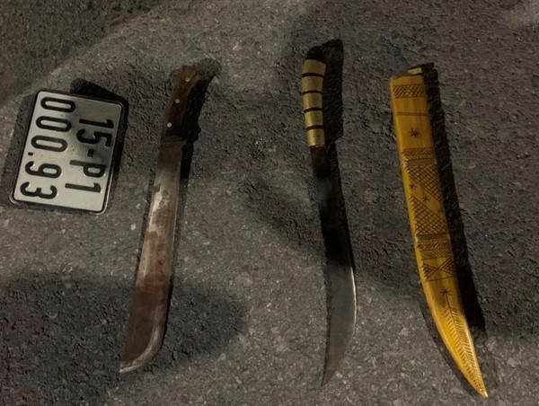 Hải Phòng: Quá trình tuần tra phát hiện 2 thanh niên mang dao, mã tấu