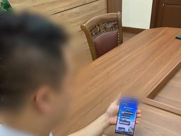 Quảng Ninh: Xử phạt 2 người thông báo chốt CSGT đo nồng độ cồn trên mạng xã hội