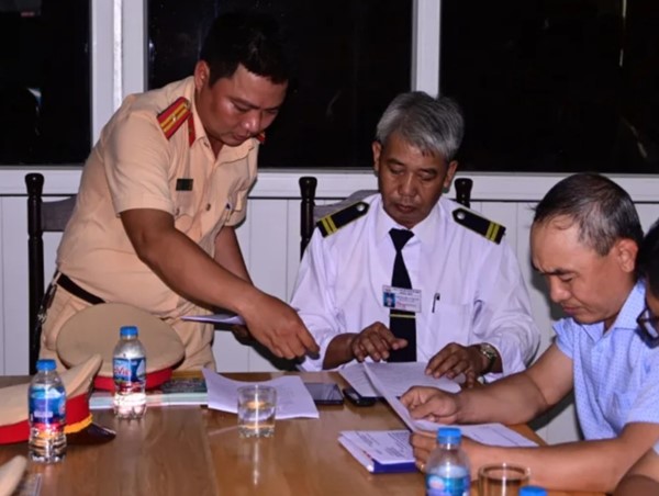 Hải Phòng: Ký kết bảo đảm an toàn giao thông tại bến xe Thượng Lý