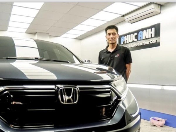 Hải Phòng: Dọn nội thất ô tô, phát hiện 200 triệu đồng của khách hàng để quên trên xe