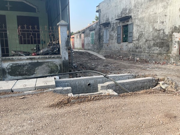 Huyện Vĩnh Bảo, TP Hải Phòng: Các nhà thầu đã bỏ qua lắp biển cảnh báo khi thi công 