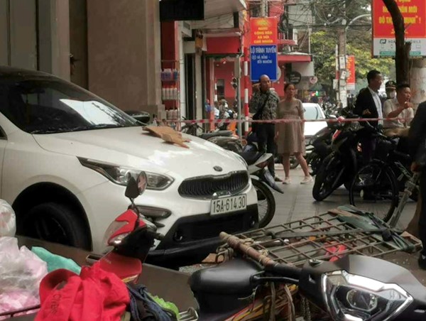 Hải Phòng: Nữ tài xế đạp nhầm chân ga, khiến bảo vệ không qua khỏi