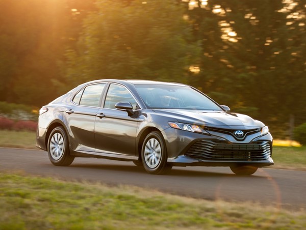 Toyota triệu hồi gần 230 nghìn xe dòng Camry do gặp lỗi về phanh 