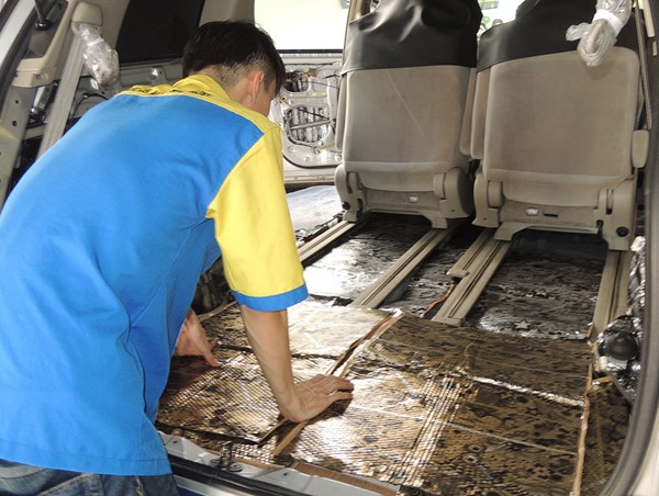 Làm thế nào để giảm thiểu tiếng ồn trên ô tô?