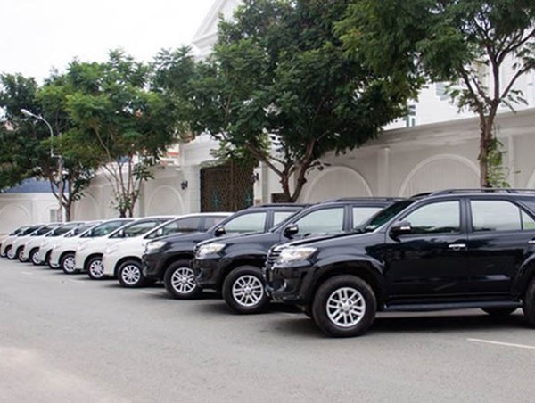 Thuê xe tự lái “cháy hàng” khi nghỉ lễ 30/4 - 1/5 cận kề