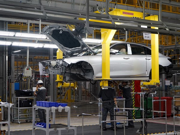 Tháng 5/2022, lượng ô tô sản xuất, lắp ráp trong nước tăng 17,6% so với năm ngoái