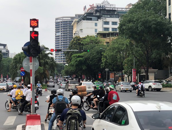 “Ong thủ” vì tiếng còi xe