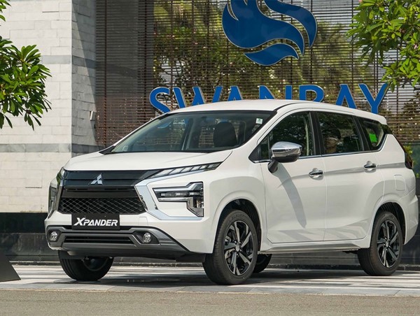 Xe bán chạy tháng 7: Doanh số thị trường tăng mạnh