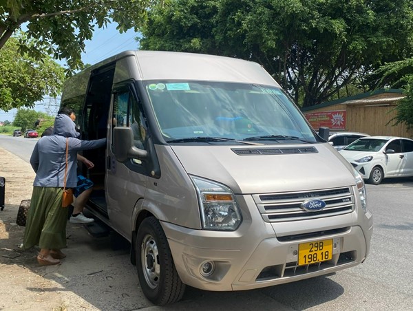 Thuê xe ô tô tự lái: Cháy hàng kỳ nghỉ lễ, “thấp thỏm” lo phạt nguội