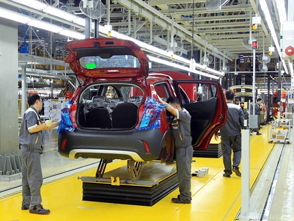 Trong tháng 10, xe nội địa tăng 22,3% so với tháng trước