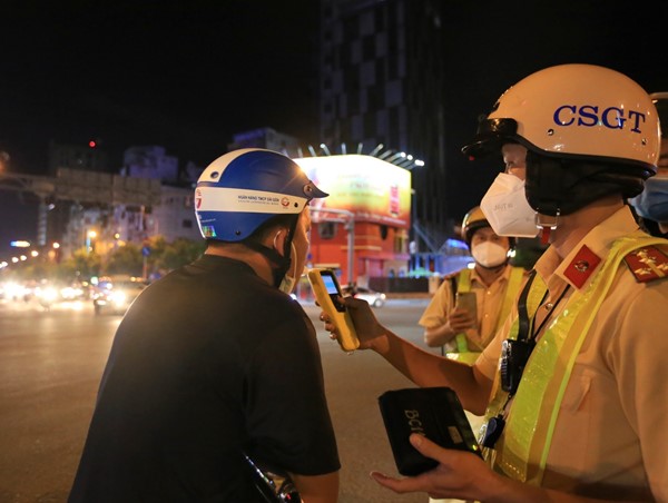 Gần 20.000 trường hợp vi phạm nồng độ cồn bị xử lý trong hai tuần cao điểm