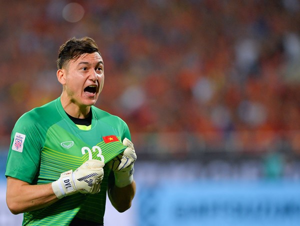 Thủ thành Văn Lâm thiết lập kỷ lục “khủng” tại AFF Cup 